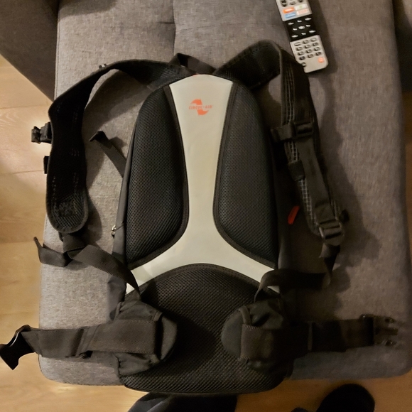 Back pack - Picture 2 of 2